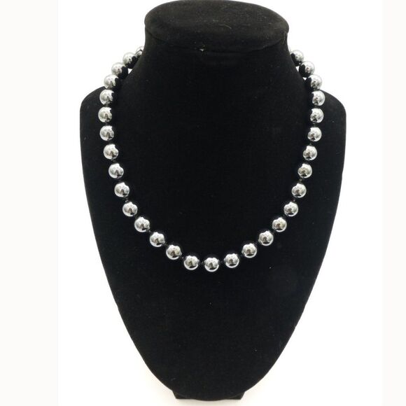 NWOT Cookie Lee Beaded Ball, Dark Silver/Black Chrome Necklace and Bracelet Set - Picture 3 of 7
